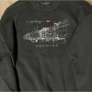 PacSun Crewneck Size: XS